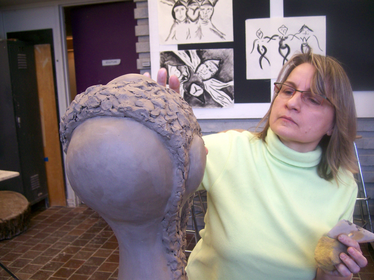 Lydia Charak in Studio 1-min.JPG